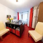 Avenue Parliament Old Town - Avenue 3* Bukarest