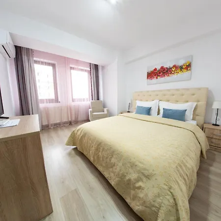 Avenue Parliament Old Town - Avenue Bucareste