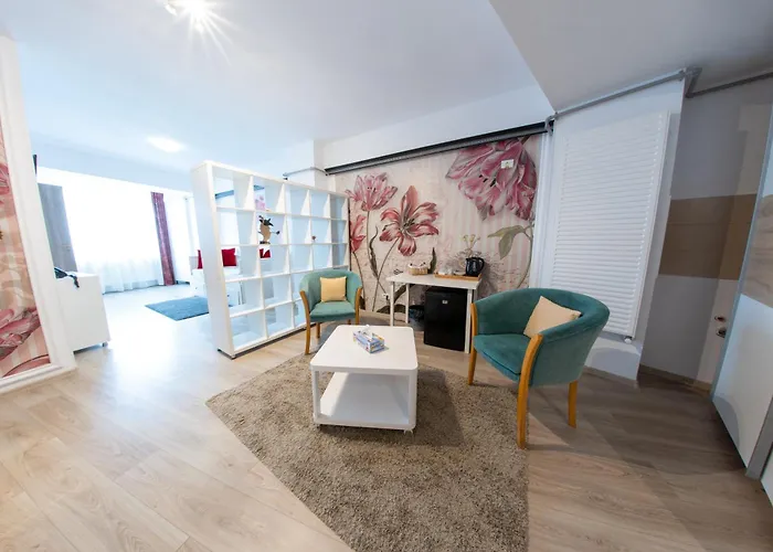 Avenue Parliament Old Town - Avenue Hotel