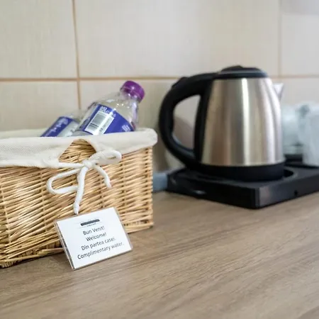 Avenue Parliament Old Town - Avenue Otel 3*