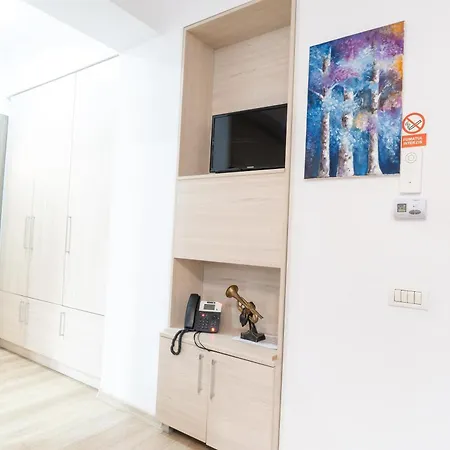 Avenue Parliament Old Town - Avenue Hotel 3*