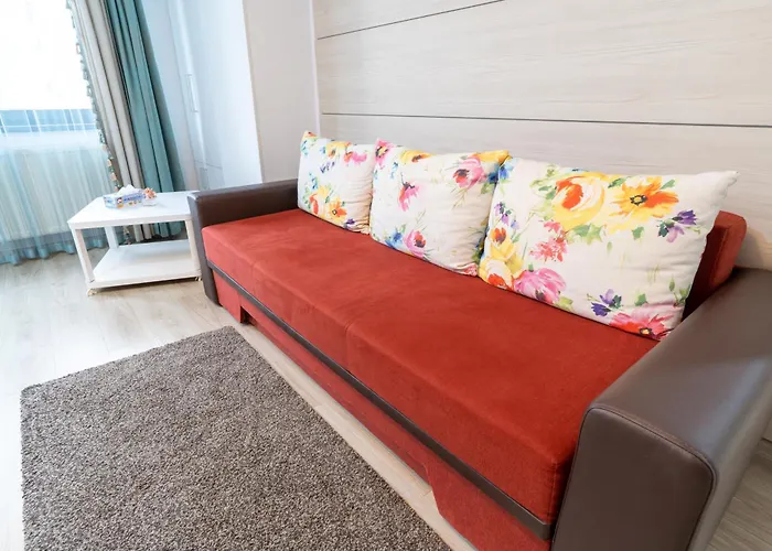 Avenue Parliament Old Town - Avenue