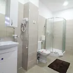 Avenue Parliament Old Town - Avenue 3* Bukarest