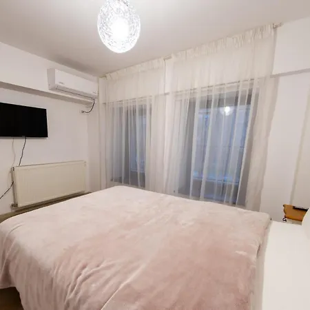 Отель Avenue Parliament Old Town - Avenue