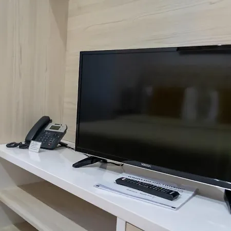 Avenue Parliament Old Town - Avenue 3*