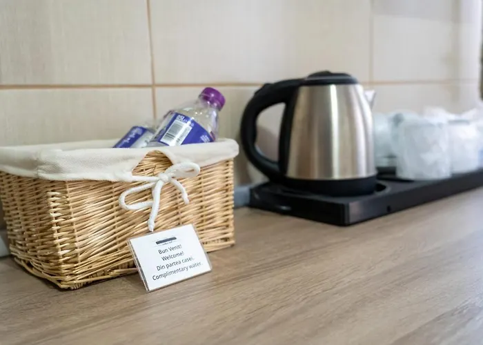 Avenue Parliament Old Town - Avenue Otel 3*